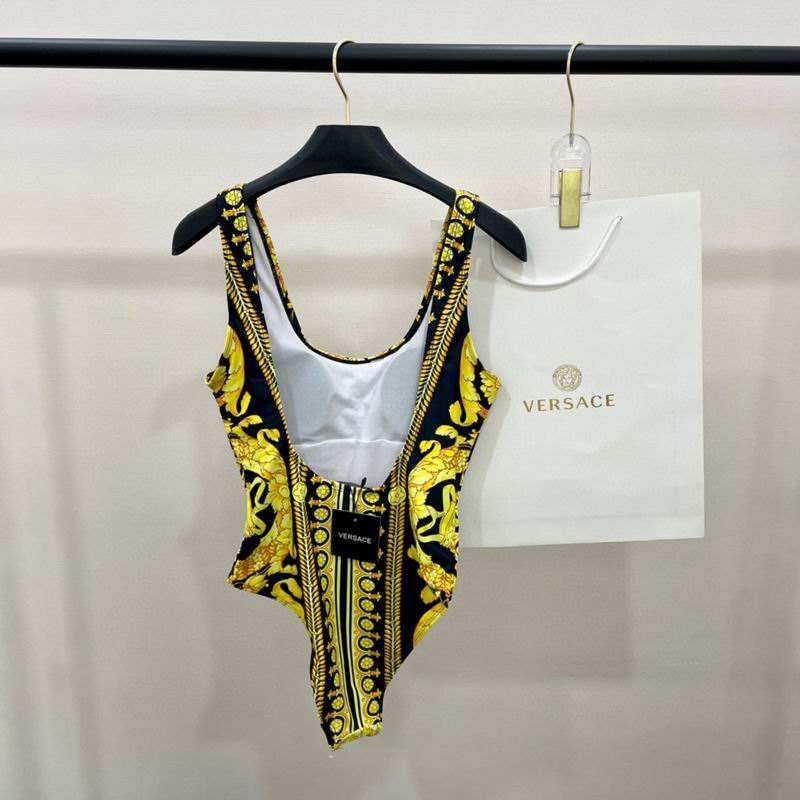 Versace S-XL 136 (2)